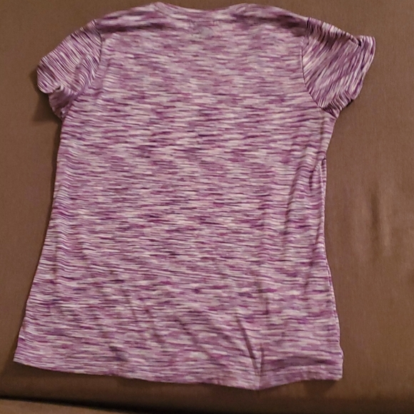 Under Armour Short Sleeve Shirt Size Medium - Picture 2 of 4